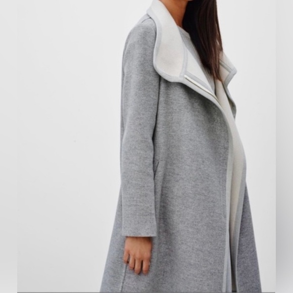 Aritzia Babaton Atelier Cormac Coat 96% Wool Tan Colour Size Extra Small - Picture 3 of 16